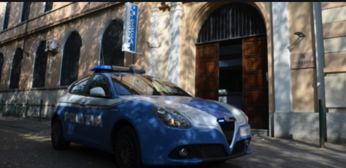 Vercelli, estorsione, stalking e minacce al personale di un hotel: in manette un quaratantenne