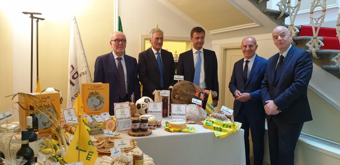 Calcio: Coldiretti, arriva menù contadino a km 0 per squadre e tifosi