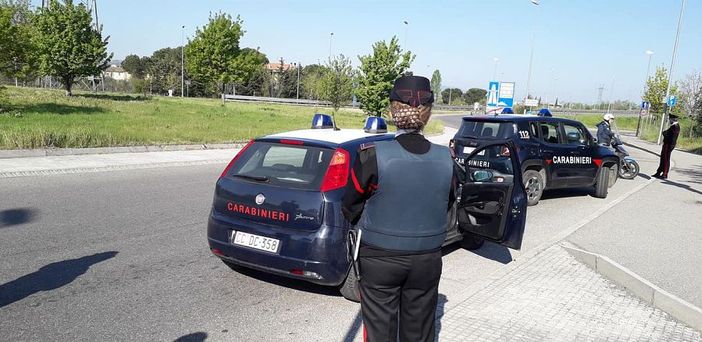 Controlli ad alto impatto delle forze dell'ordine tra Pavia, Vigevano e Voghera Controlli ad alto impatto delle forze dell'ordine tra Pavia, Vigevano e Voghera