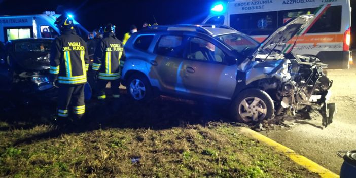 Sant'Angelo: scontro tra auto sulla provinciale 596, interviene l'elisoccorso Sant'Angelo: scontro tra auto sulla provinciale 596, interviene l'elisoccorso