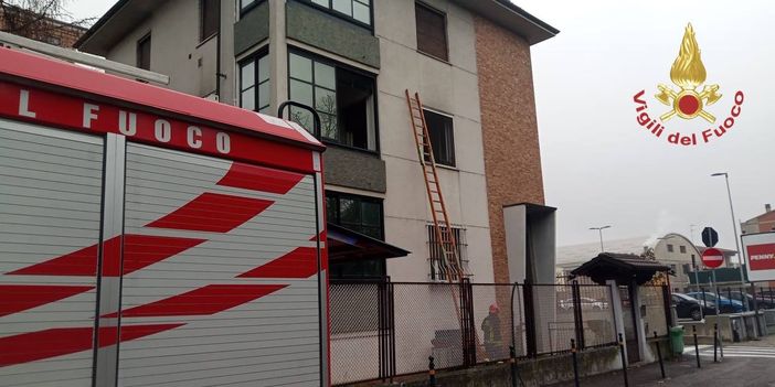Voghera: incendio in appartamento, danneggiati alcuni ambienti