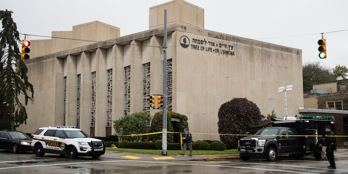 Pittsburgh e i frutti avvelenati dell’antisemitismo, di Fabio Baroni