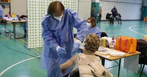 Con il Green Pass è effetto boom di vaccini in Lombardia