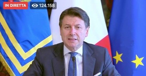 Coronavirus, Conte annuncia il Decreto Marzo: «In campo 25 miliardi. Vogliamo essere un modello per l'Europa»