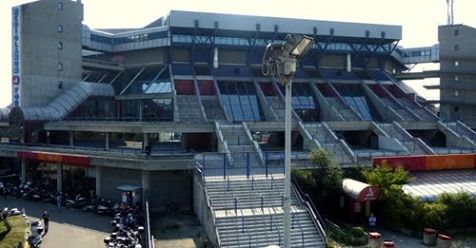 Percepisce reddito cittadinanza ma vende merce contraffatta. Al Forum durante concerti, scoperto dalla GdF nel milanese Percepisce reddito cittadinanza ma vende merce contraffatta. Al Forum durante concerti, scoperto dalla GdF nel milanese