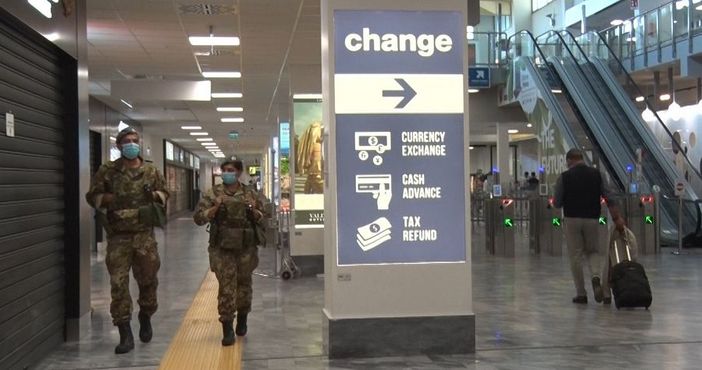 Allarme variante brasiliana, Speranza blocca i voli dal Brasile Allarme variante brasiliana, Speranza blocca i voli dal Brasile