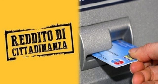 Novara, 78 truffatori del reddito di cittadinanza: 430mila euro di danni Novara, 78 truffatori del reddito di cittadinanza: 430mila euro di danni