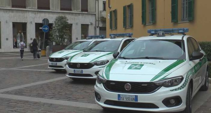 Magenta, la Polizia Locale ritrova una bambina di Trecate. Gelli: ‘Grazie ai nostri agenti’