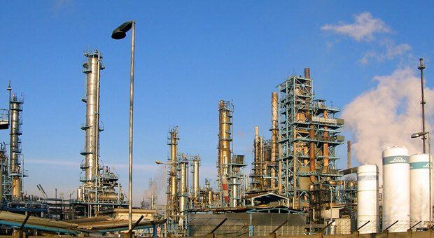 IP acquisisce gli asset per carburanti e raffinazione di Esso. Nella maxi operazione anche la SARPOM di Trecate ed Arluno