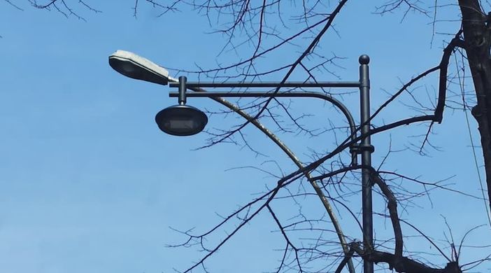Milano, da oggi 1 ora in meno di illuminazione lungo le strade Milano, da oggi 1 ora in meno di illuminazione lungo le strade