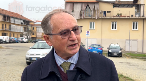 Mario Roggero, fuori dal tribunale di Asti dopo l'udienza che ha portato alla sua condanna in primo grado Mario Roggero, fuori dal tribunale di Asti dopo l'udienza che ha portato alla sua condanna in primo grado