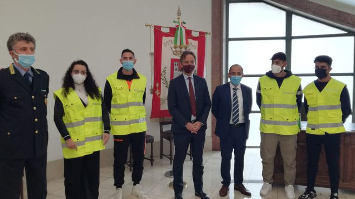 Vigevano: presentati quattro nuovi agenti della Polizia locale