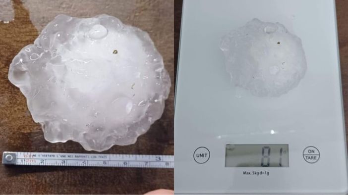 A Solbiate Olona la grandine "misurata" da Carmen Lisa Ridolfo. Sotto altre situazioni nel Bustese e nel Gallaratese A Solbiate Olona la grandine "misurata" da Carmen Lisa Ridolfo. Sotto altre situazioni nel Bustese e nel Gallaratese