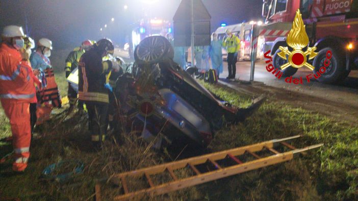 Tragedia a Inverno e Monteleone, muore infermiera 27enne dopo uno schianto con l'auto