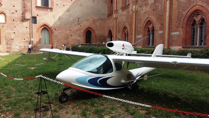 (FOTOGALLERY) – Vigevano, in Sala del Duca oggi l'inaugurazione della mostra &quot;Leonardo e il Volo&quot;