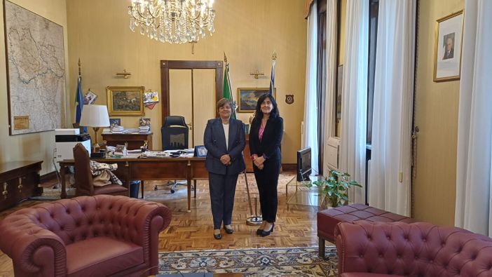Il prefetto Francesca De Carlini riceve il nuovo presidente del tribunale di Pavia Il prefetto Francesca De Carlini riceve il nuovo presidente del tribunale di Pavia