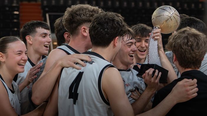Basket, il Liceo Peano sconfigge il Galilei e conquista la Derthona School Cup 2026