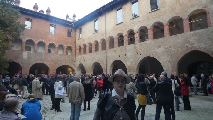 Marcella Milani ha inaugurato EXIT Viaggio negli hotel abbandonati del Pavese Marcella Milani ha inaugurato EXIT Viaggio negli hotel abbandonati del Pavese