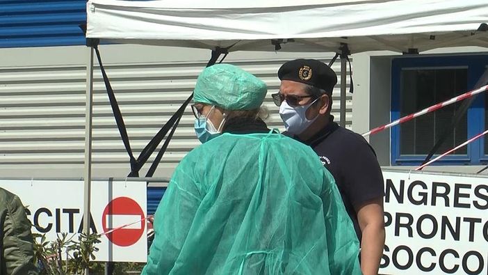 Covid, Organizzazione mondiale della sanità: &quot;Il virus circola ancora attivamente, i casi settimanali sono aumentati di nuovo in Europa dopo mesi&quot;