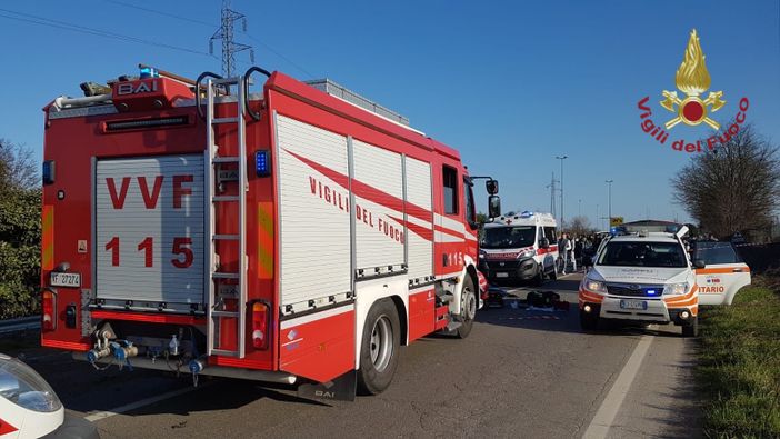 Gambolò, le immagini del drammatico incidente sulla provinciale 183 Gambolò, le immagini del drammatico incidente sulla provinciale 183