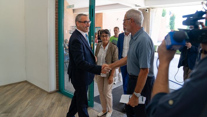 Pavia: inaugurata ESOD, la prima équipe ospedaliera specializzata in dipendenze per le nuove droghe del centro antiveleni della Maugeri Pavia: inaugurata ESOD, la prima équipe ospedaliera specializzata in dipendenze per le nuove droghe del centro antiveleni della Maugeri