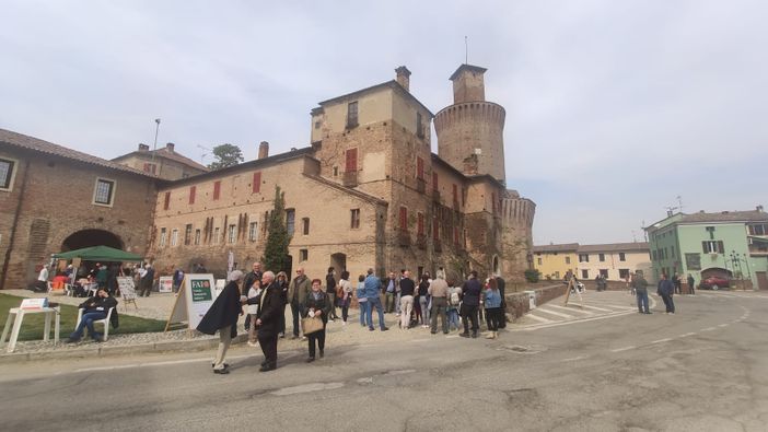 Sartirana: grande partecipazione di pubblico per le giornate FAI