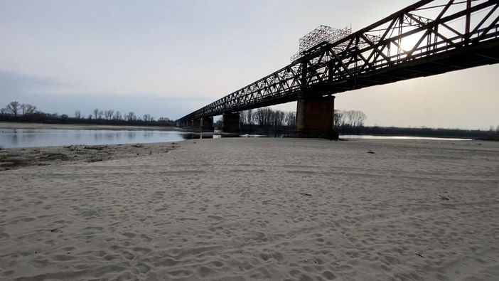 Siccità, mancano 3 miliardi di metri cubi d’acqua  Coldiretti: rivedere regole deflusso per garantire cibo