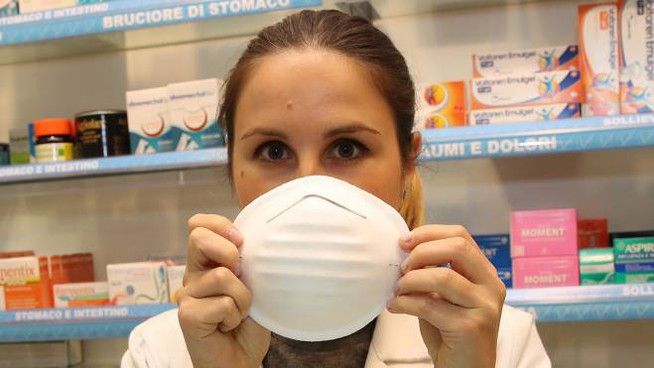 Covid, ordinanza del comune di Milano: mascherina obbligatoria in centro fino alla fine dell’anno Covid, ordinanza del comune di Milano: mascherina obbligatoria in centro fino alla fine dell’anno