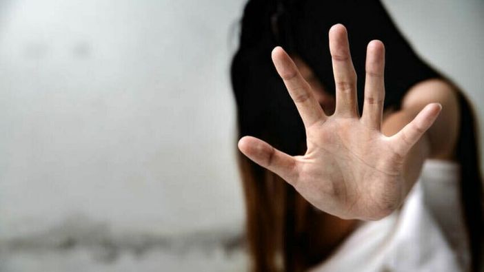 Varese: bimba violentata a 11 anni diventa mamma. 27enne condannato a 10 anni di carcere Varese: bimba violentata a 11 anni diventa mamma. 27enne condannato a 10 anni di carcere