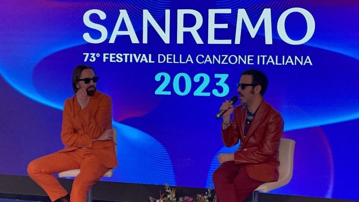Sanremo 2023, Colapesce e Dimartino: "Vogliamo scalare la classifica dei vostri cuori" Sanremo 2023, Colapesce e Dimartino: "Vogliamo scalare la classifica dei vostri cuori"