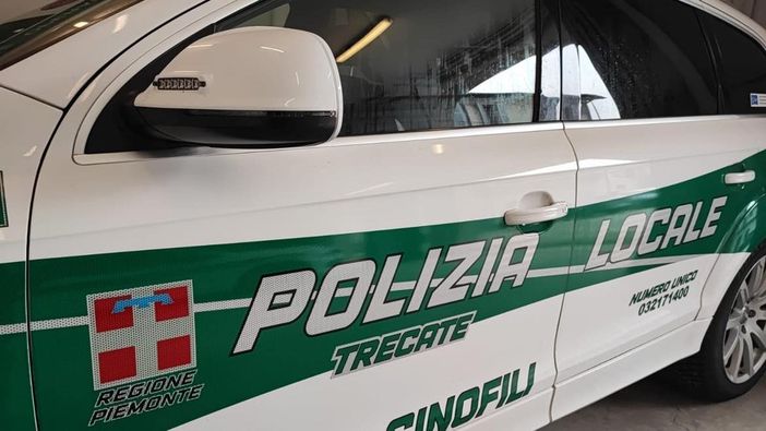 Trecate: denunciati 5 uomini per tentato furto in un negozio di alimentari Trecate: denunciati 5 uomini per tentato furto in un negozio di alimentari