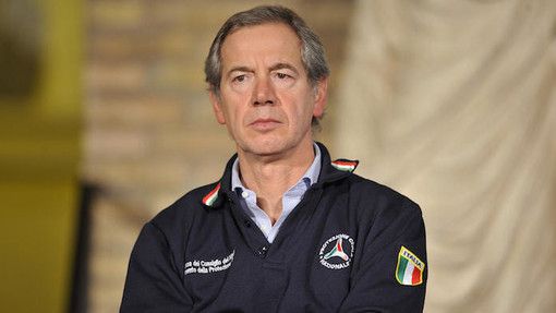 Bertolaso: «Mi unirò alla gente che dà l'anima rischiando ogni istante la vita per vincere questa battaglia»