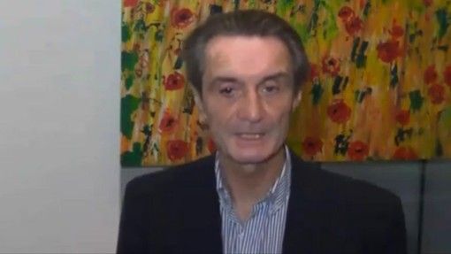 Scuole chiuse, il governatore Fontana: «Uno dei genitori potrà assentarsi dal lavoro e stare a casa con i figli» Scuole chiuse, il governatore Fontana: «Uno dei genitori potrà assentarsi dal lavoro e stare a casa con i figli»