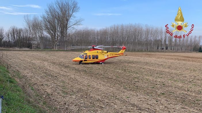 Motta Visconti: finiscono nel canale con la moto, un ferito in codice rosso