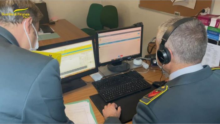 - FOTO e VIDEO - Turbativa d'asta e nomine pilotate, ai domiciliari un sindaco dell'Oltrepò Pavese