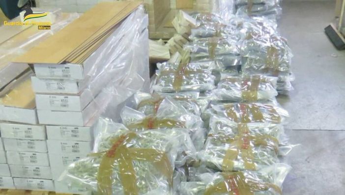 Spaccio internazionale, maxi operazione della Guardia di Finanza: sei tonnellate di droga destinate alla Lombardia Spaccio internazionale, maxi operazione della Guardia di Finanza: sei tonnellate di droga destinate alla Lombardia