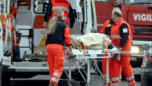 Frontale nel vercellese, morta una donna