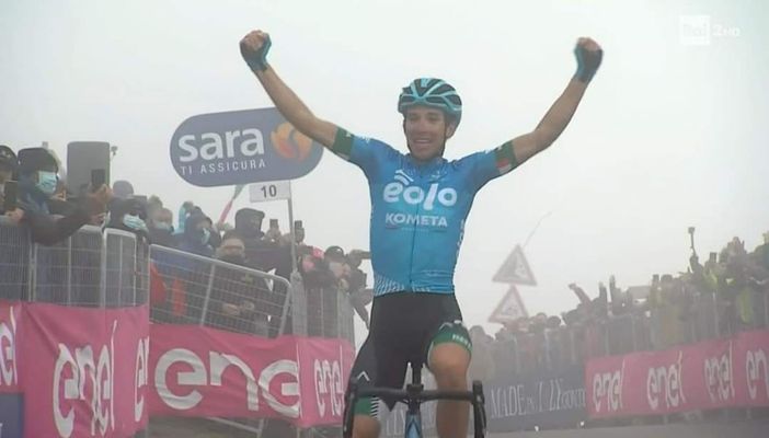 L'eroe dello Zoncolan Lorenzo Fortunato in diretta alle 18.30 sui nostri giornali insieme a Chiappucci, Moser e Cassani