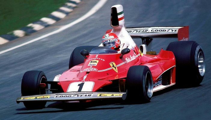 Chiasso, la Gdf scopre e sequestra una ‘replica’ della F1 di Niki Lauda Chiasso, la Gdf scopre e sequestra una ‘replica’ della F1 di Niki Lauda