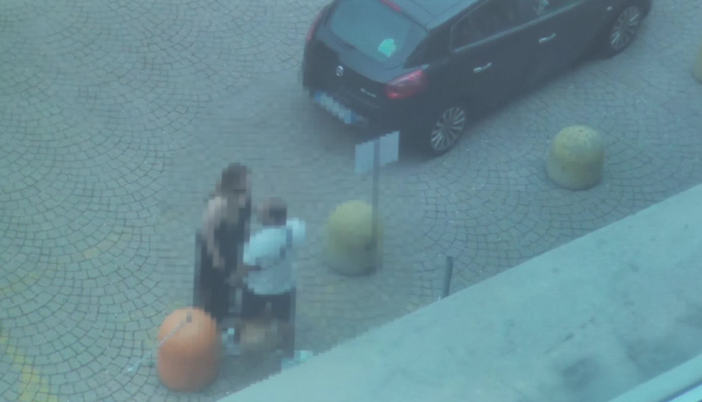 Vercelli: cerca di liberarsi di un molestatore ma finisce nelle mani di un pericoloso criminale