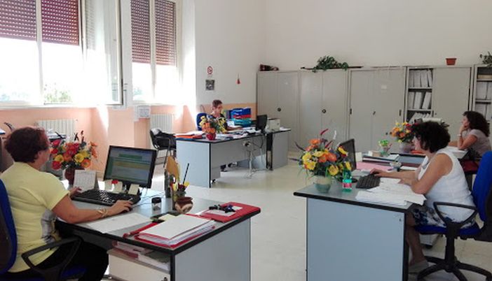 Lomellina e Italia, scuole chiuse fino al 15 marzo. Tutto il personale retribuito, a parte gli educatori