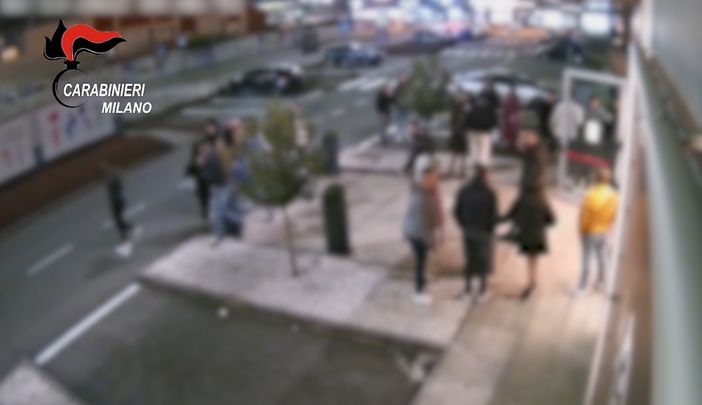 Aggressione in discoteca a Rescaldina: quattro giovani arrestati per tentato omicidio, due di Magenta, uno di Corbetta Aggressione in discoteca a Rescaldina: quattro giovani arrestati per tentato omicidio, due di Magenta, uno di Corbetta