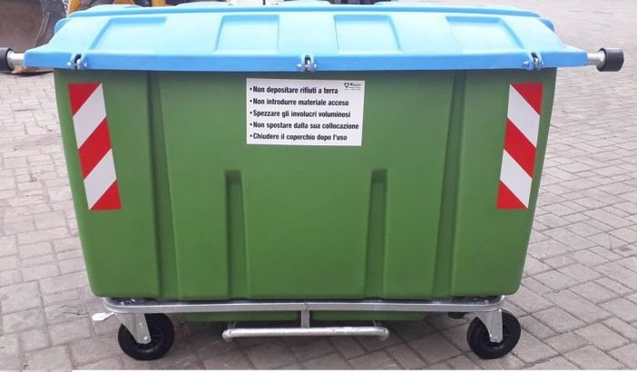 Biella, 33enne ritrovato cadavere in un cassonetto: fermate 4 persone Biella, 33enne ritrovato cadavere in un cassonetto: fermate 4 persone