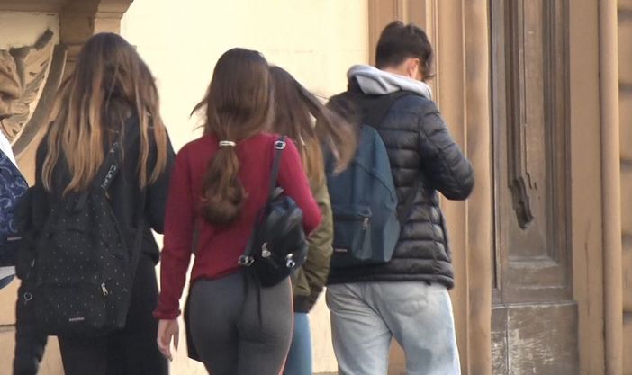 Le scuole superiori riaprono il 7 Gennaio ma per il 50% degli studenti