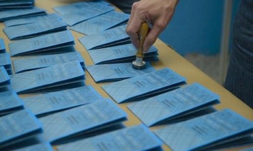 ELEZIONI. Tutto quello che c'è da sapere: le istruzioni per votare, gli orari dei seggi e le regole anti Covid da osservare ELEZIONI. Tutto quello che c'è da sapere: le istruzioni per votare, gli orari dei seggi e le regole anti Covid da osservare