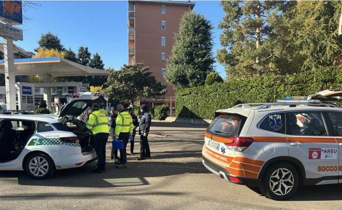 Busto, ancora un incidente in viale Boccaccio, donna investita al distributore: è gravissima