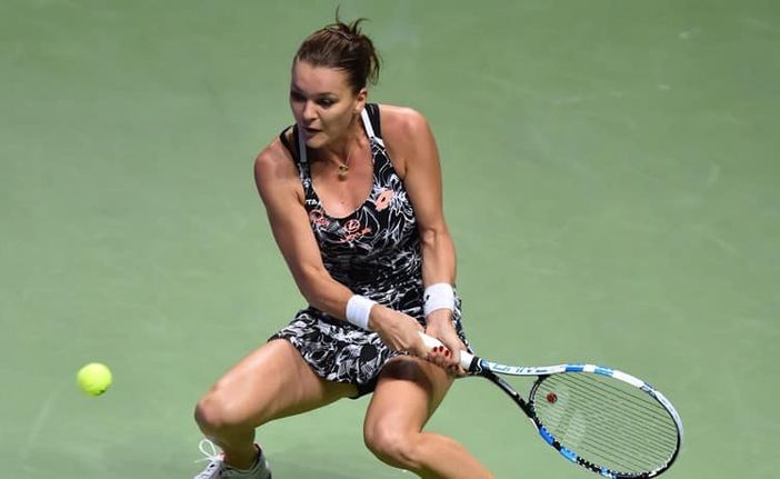 I campioni hanno due cuori - Addio Agnieszka, avresti sedotto pure l’Oltretomba (di Teo Parini)