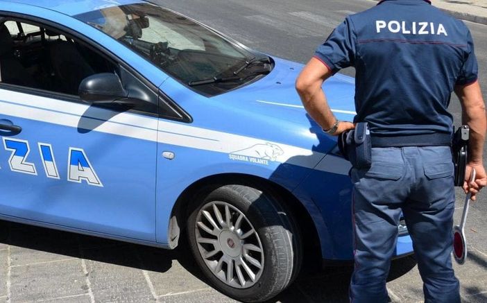 Possedeva precursori per la sintesi di droghe: 23enne arrestato dalla polizia di Novara Possedeva precursori per la sintesi di droghe: 23enne arrestato dalla polizia di Novara