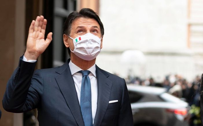 L'addio commosso di Giuseppe Conte: «Orgoglioso di aver rappresentato l’Italia» L'addio commosso di Giuseppe Conte: «Orgoglioso di aver rappresentato l’Italia»
