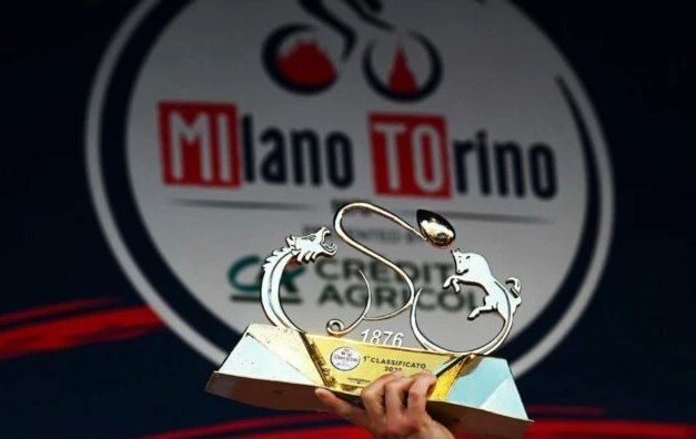 Trecate: divieto di transito sulla SS 11 per il passaggio della Milano-Torino Trecate: divieto di transito sulla SS 11 per il passaggio della Milano-Torino